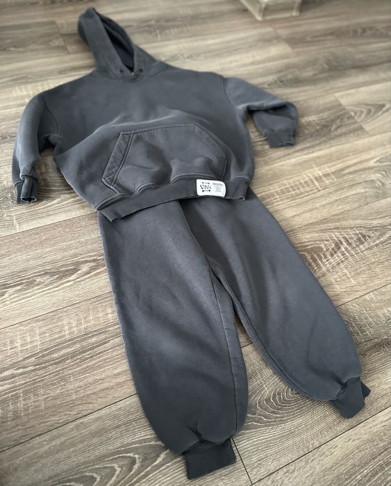 Дитячий спортивний костюм 134,спортивні штани, батнік,светер