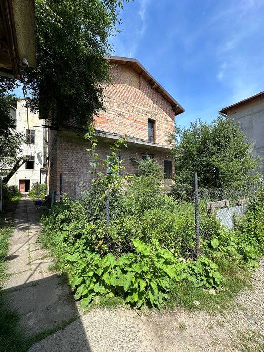 Центр міста! Простора квартира 91.1 м.кв./Новобудова! вул.Незалежності