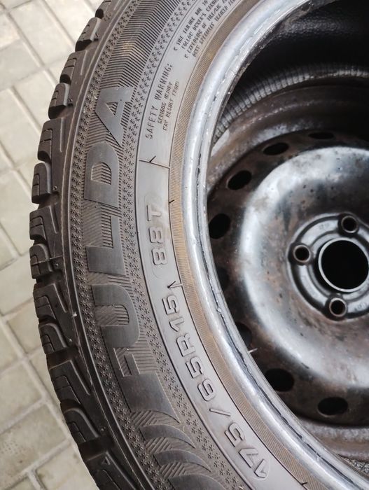 Opony zimowe 15 175  Fulda