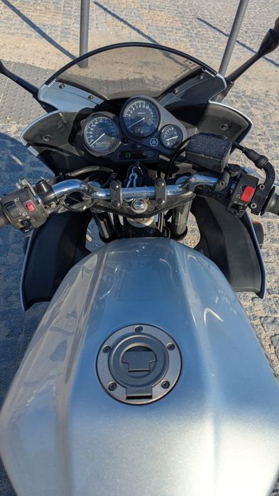 Yamaha FZS 600 FAZER