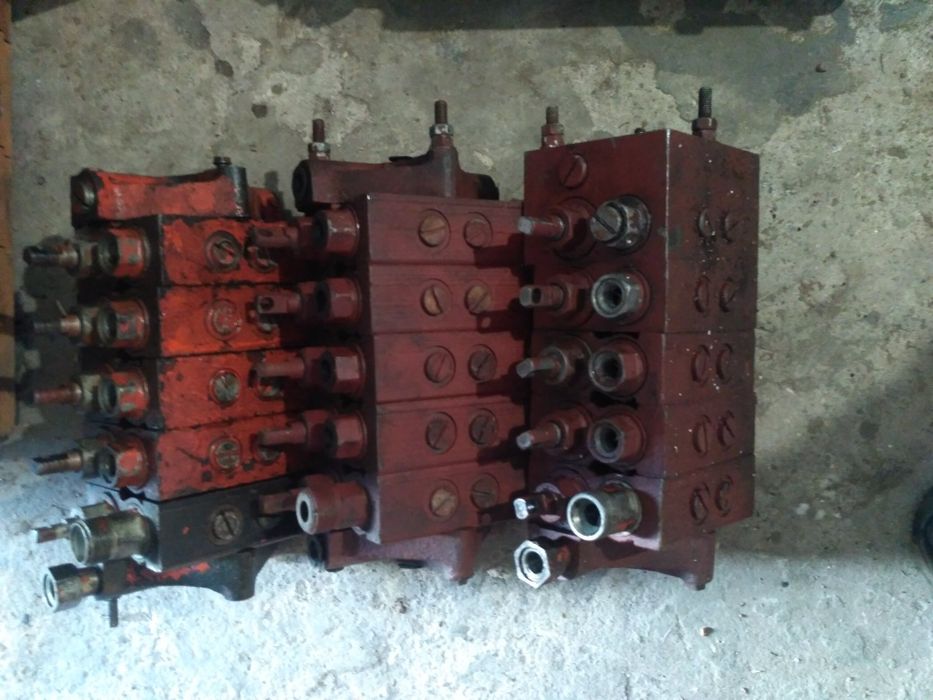 Гидрораспределитель  р100  р80 продам