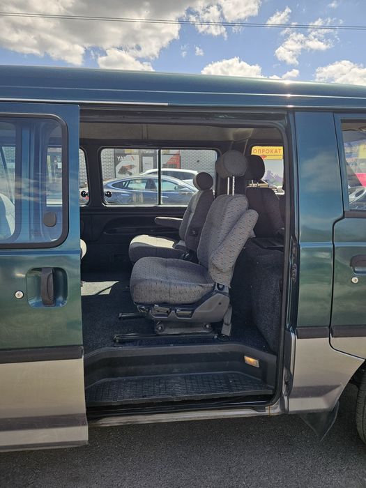 HYUNDAI H 100  пасажир