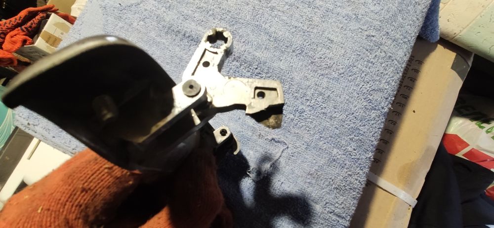 Ручка Мазда 323 88г