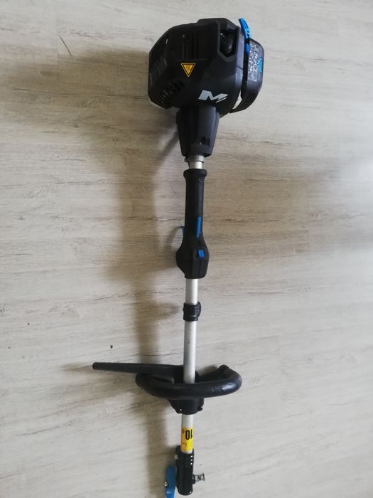 Podkaszarka spalinowa Titan.