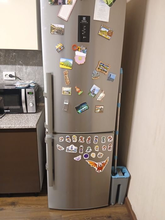 Холодильник Electrolux