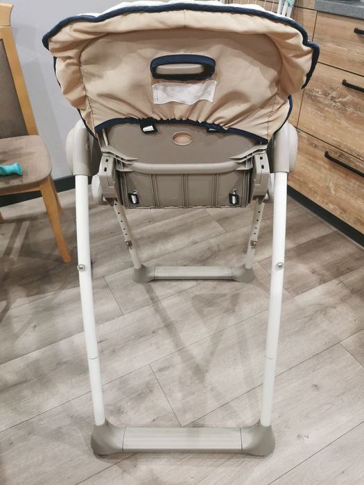 Krzeselko fotelik do karmienia