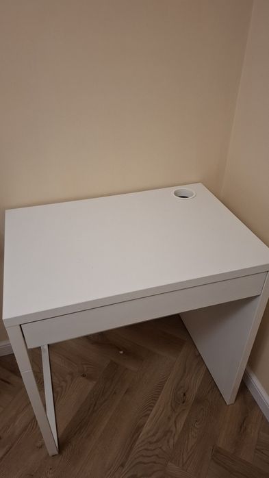 Białe Biurko Ikea