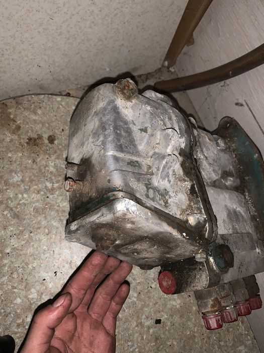 Паливний насос високого тиску (ПНВТ) УТН-5