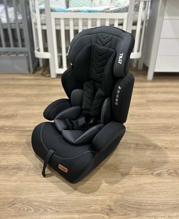 Автокрісло 1-12 років універсальне tilly 9-36 з бустером
