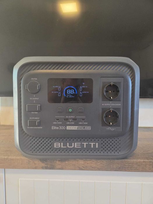 BLUETTI Elite 300 2400W 3014Wh - Excelente estado