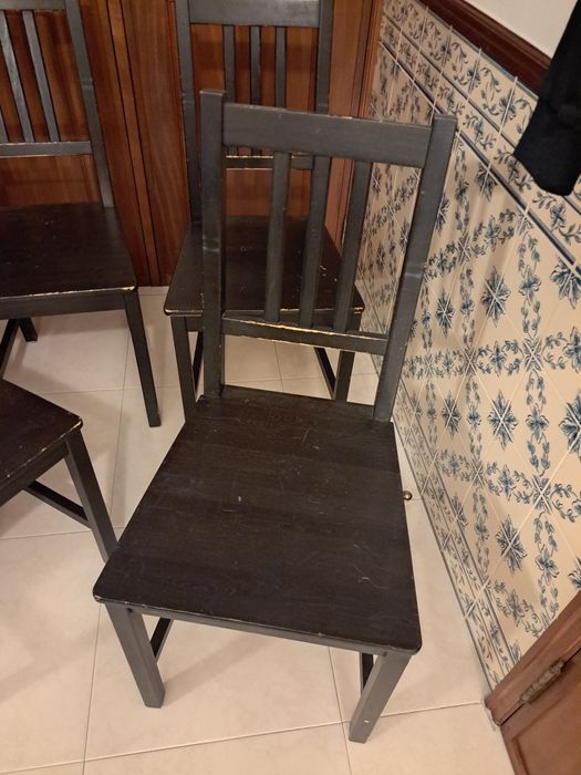 4 Cadeiras  ikea STEFAN
Ver em 3DCadeira de madeira leve com ripas v