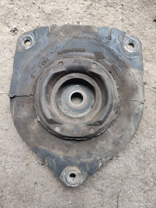 Опора стойки Рено Меган Сценик 3