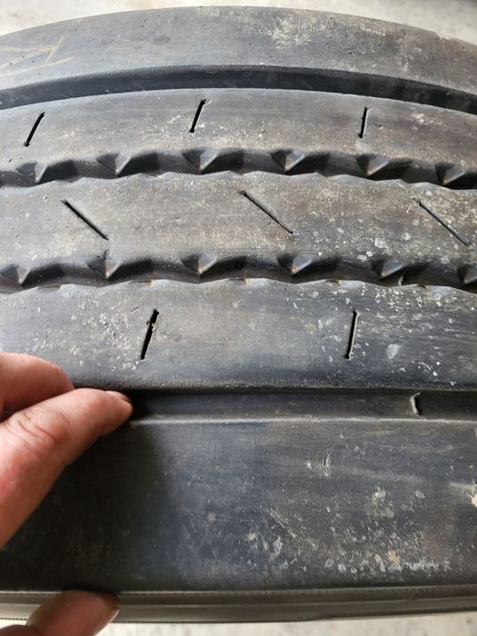шини 385/65r22.5 continental