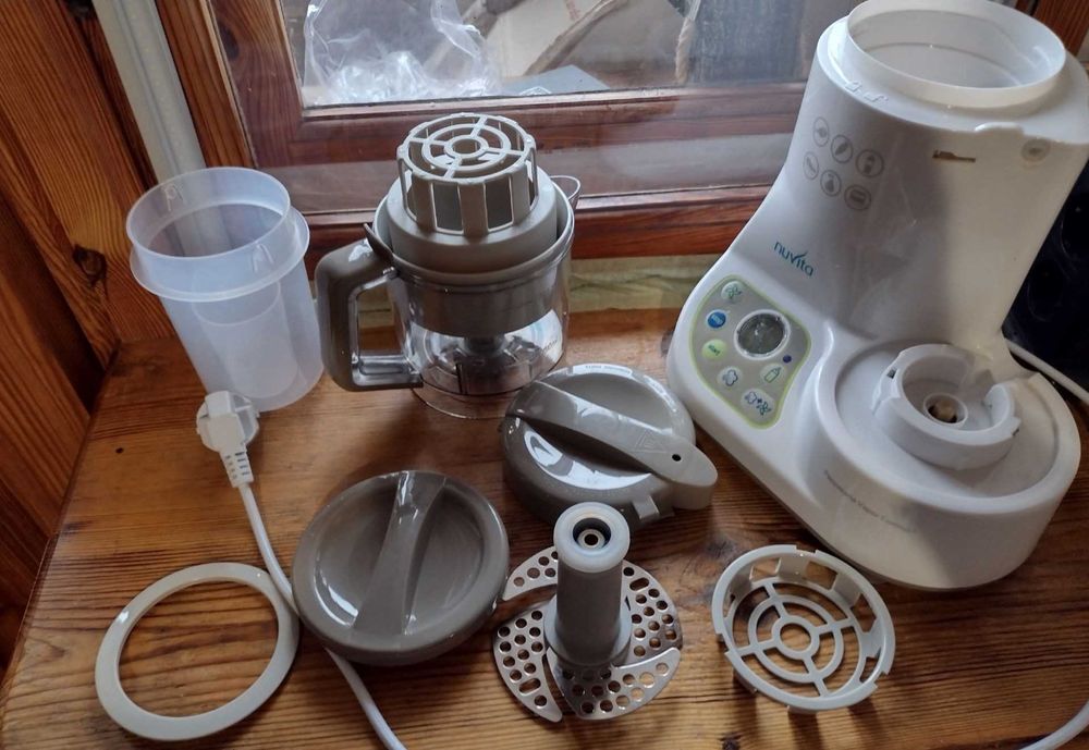 Пароварка-блендер Nuvita Papasana Vapor Combo 6 в 1