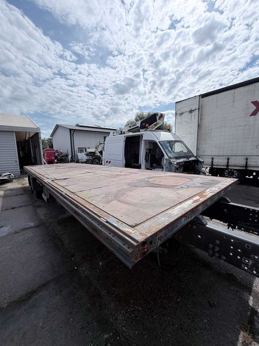 PLATFORMA 8,20x2,47 zabudowa Renault Gama 2016