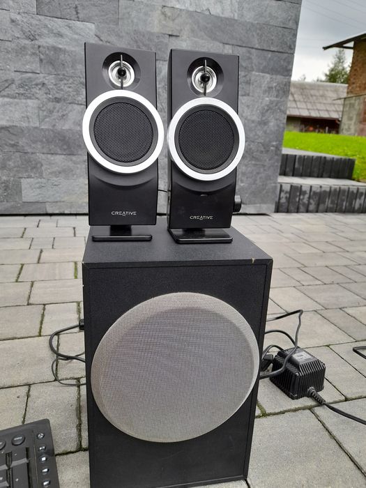 Sprzęt audio z monitorem