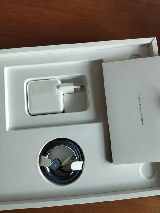 Portátil Apple MacBook Air 2025 13-inch M4 16GB RAM 256GB SSD Novo