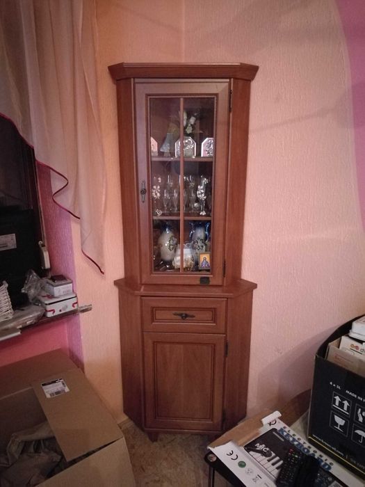 Шафа верх і низ відєднуються