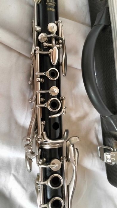 Clarinete Boosey&Hanks modelo Regent