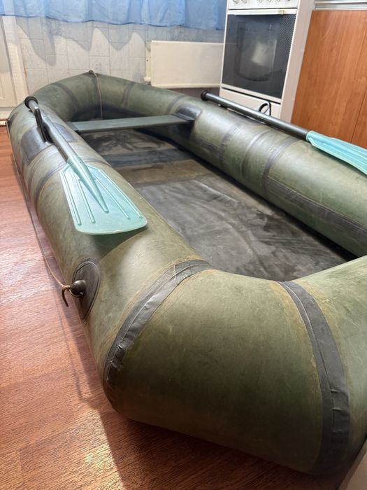 Продам лодку Омега - 1