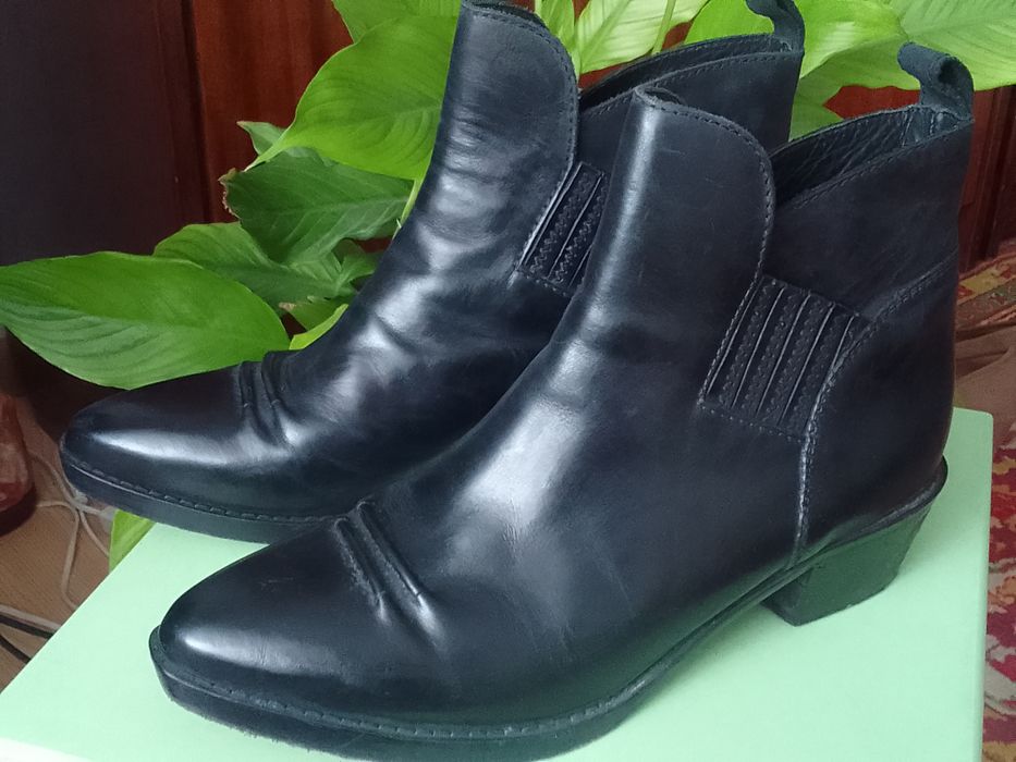 Gucci чобітки жіночі весна