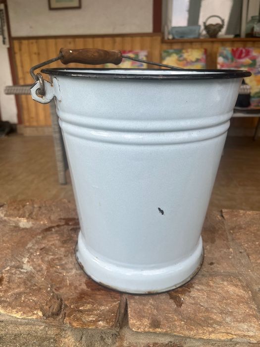 Emalerowzne wiaderko