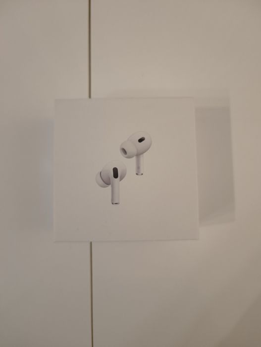 Stan idealny Airpods pro 2. Chętnie przyjmę płatność blik.