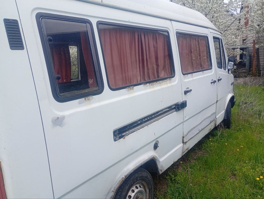 Продам мікроавтобус Мерседес.