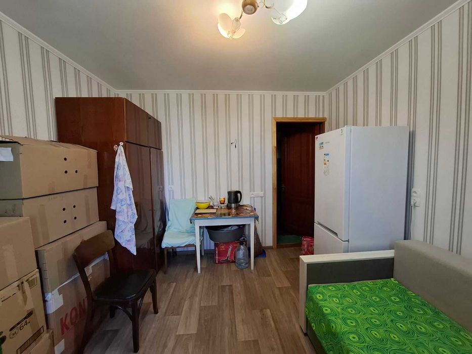 Продам кімнату в блочному гуртожитку вул. Харківська