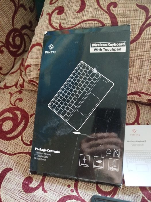 клавіатури Fintie з вбудованим тачпадом (Wireless Keyboard With Touchpad)
