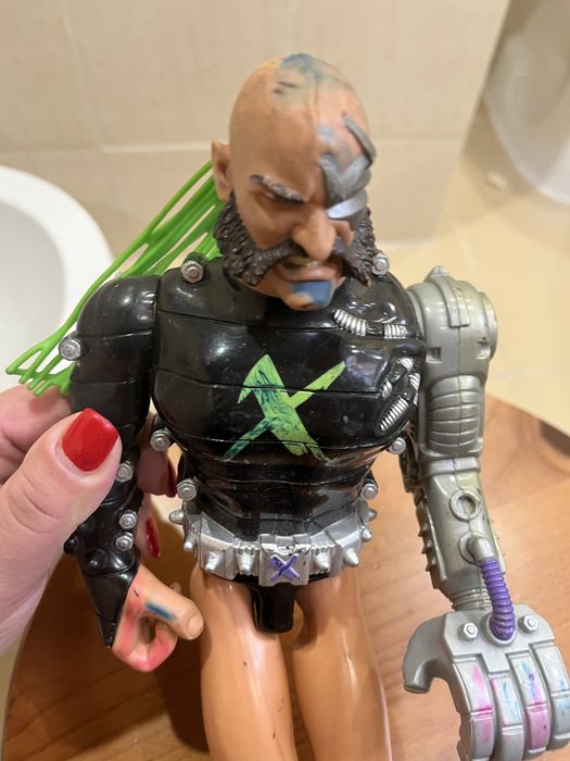 Cada boneco 15€ usado