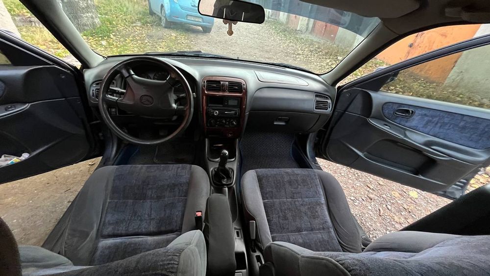 Mazda 626 універсал