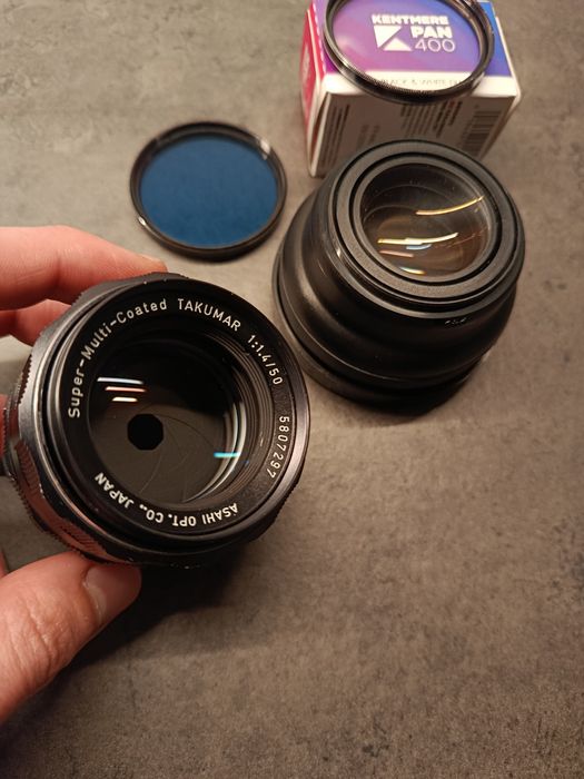 Pentax Spotmatic SP II + MC Helios 44M-4 58mm f/2 – M42