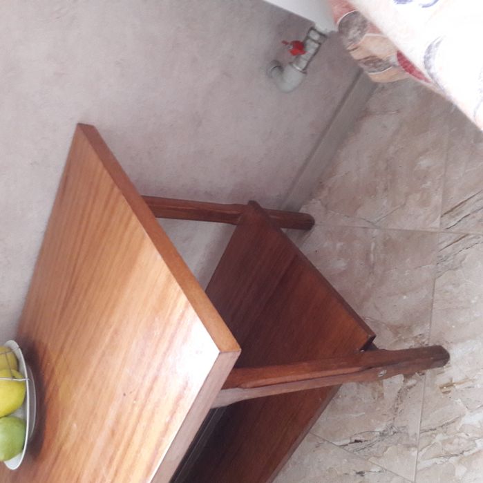 Продам журнальный столик.