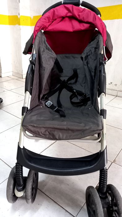 Carrinho + ovo com fixador para automóvel