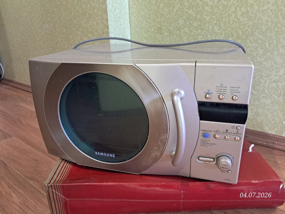 Мікрохвильова піч Самсунг