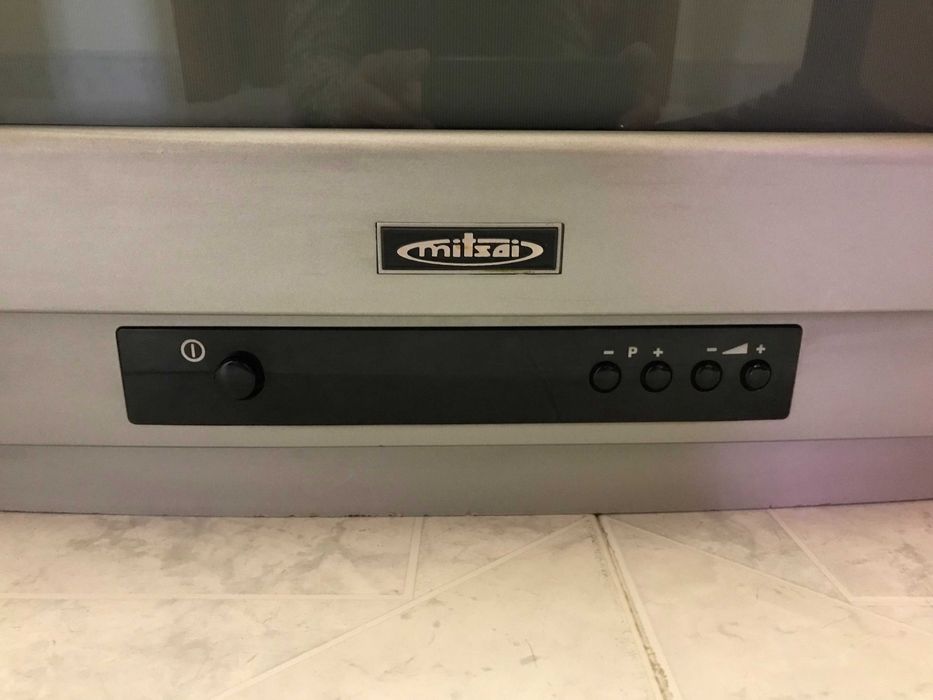 Mitsai TV with Remote Control64286368474499122