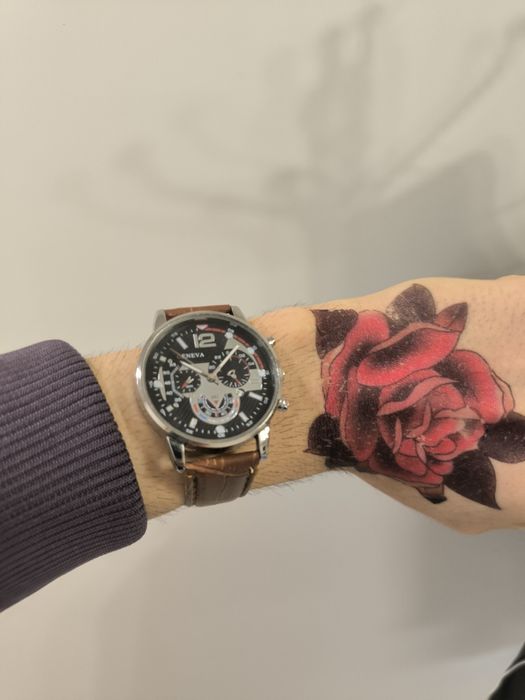 Годинник модний чоловічий коричневий  розпродаж