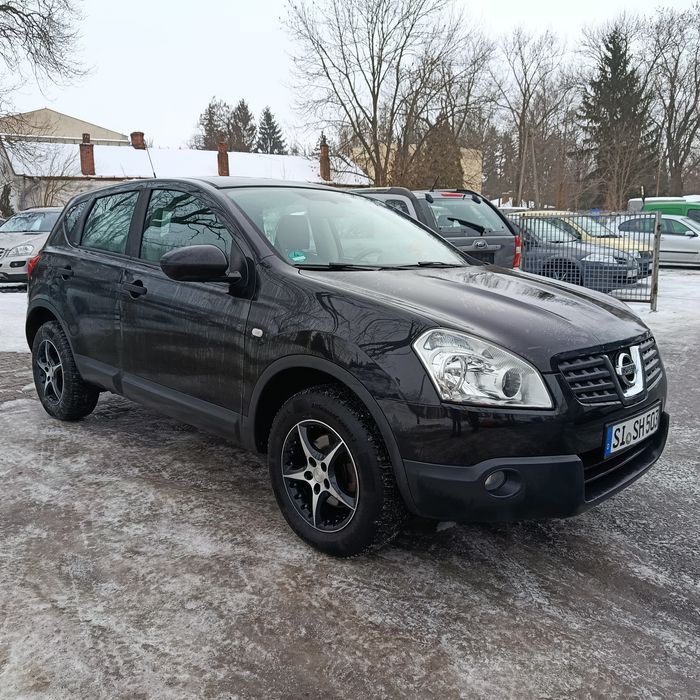NiSSAN   QASHQAI -  1 właściciel,lakier oryginał,książka serwisowa .
