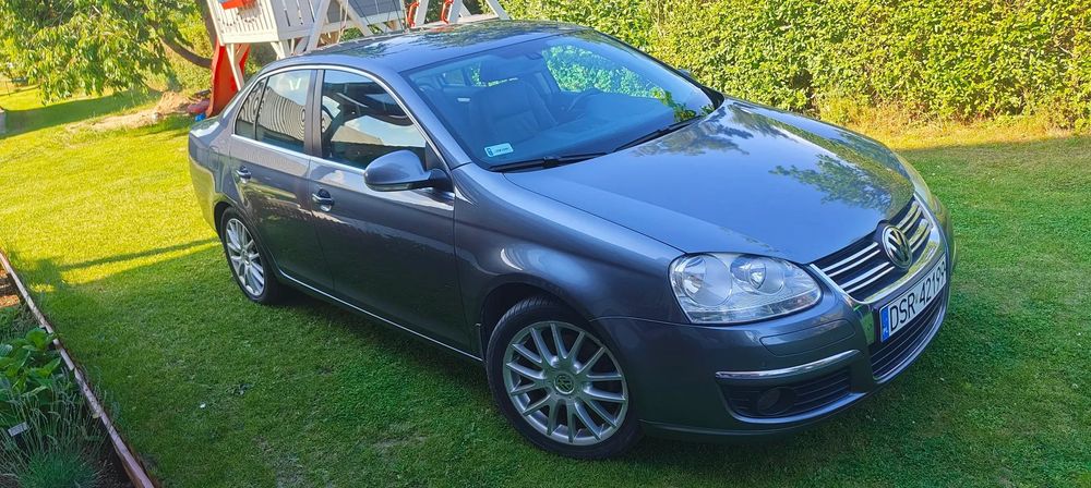 Volkswagen Jetta VW Jetta V 2009 | 2.0 TDI CR 170 KM  | Skóra | Climatronic
