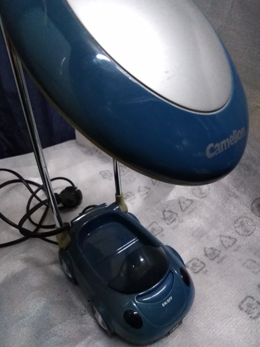 Лампа машинка настольная