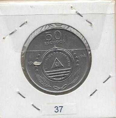 Cabo Verde - - - - - Moedas