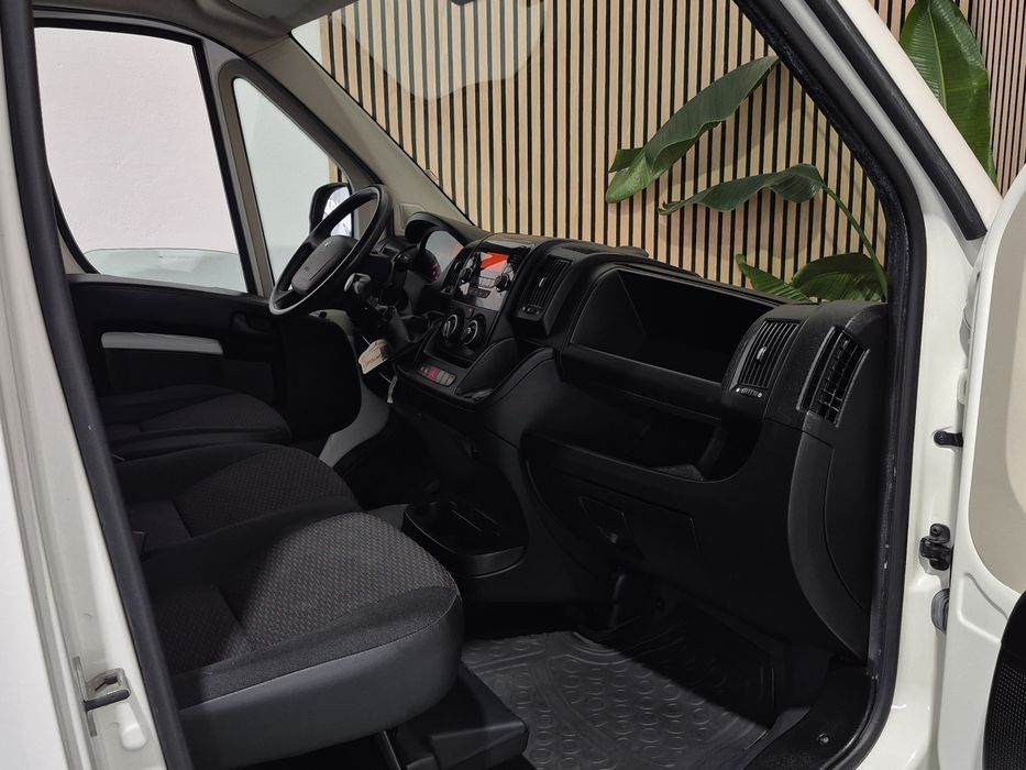 Peugeot Boxer 2.2HDI L1H1 - 90.000KM | GARANTIA | NACIONAL