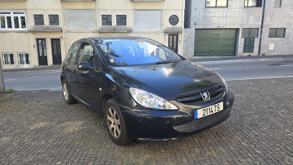 Peugeot 307  1.4 hdi foto 2