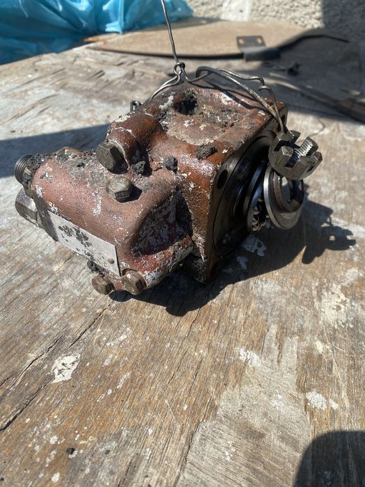 Гідророзподільник гідропідсилювача ГУРу на МТЗ, клапан