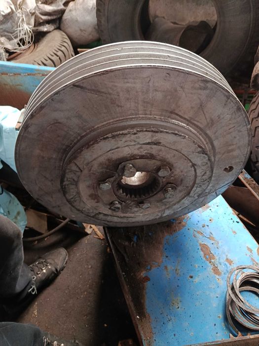 Шків  жатки кмд6