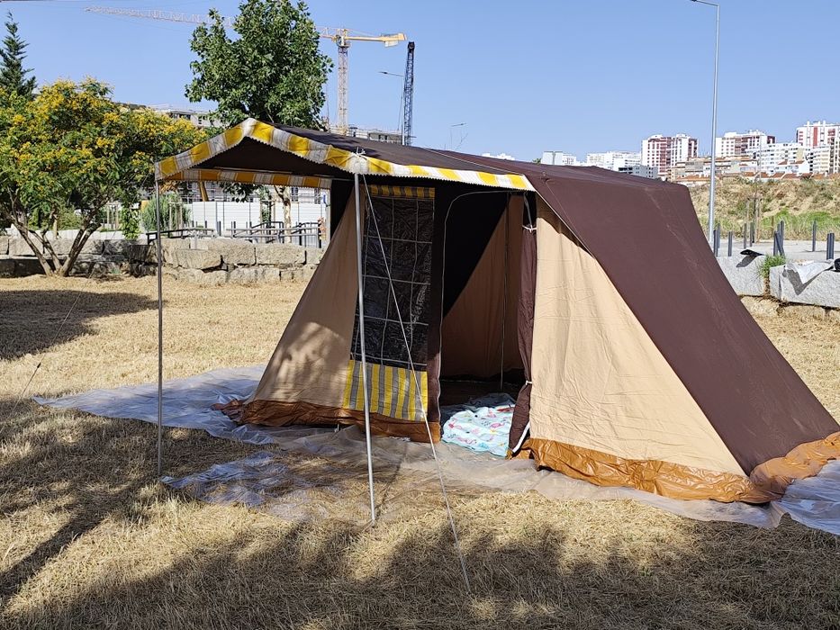 Tenda com dois quartos