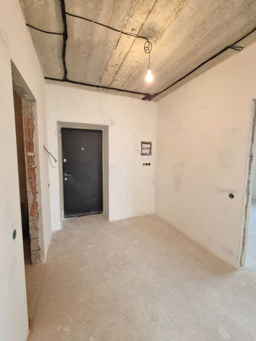 Продається 2-кімнатна квартира в сучасному житловому комплексі