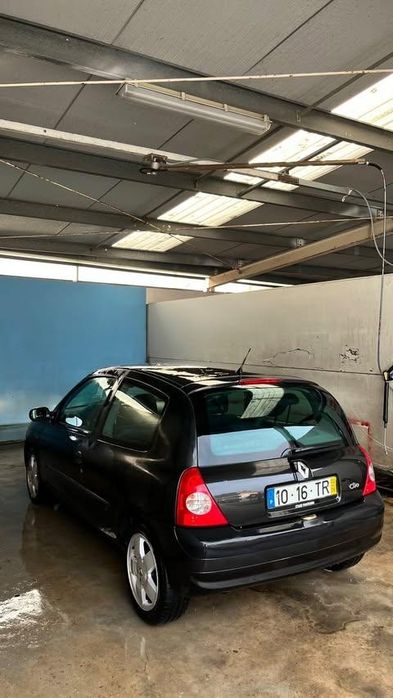 Renault Clio 5 lugares