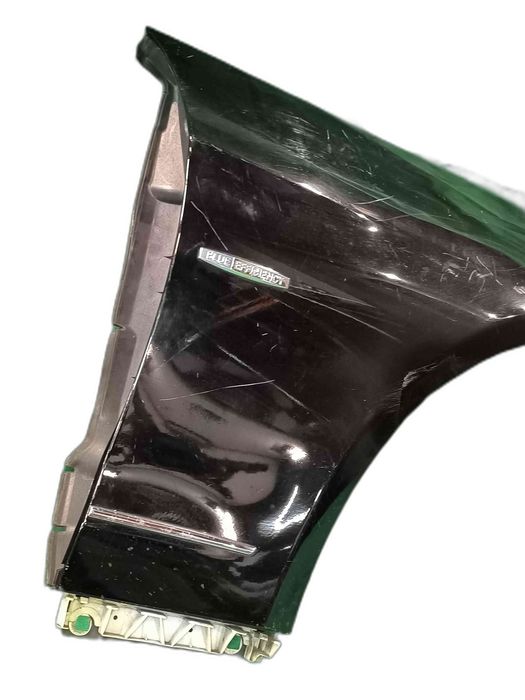 Guarda-lamas Direito MERCEDES-BENZ E-CLASS Coupé A2078800414 (OEM) | A2078810201 (OEM) | A2078890225 (OEM)